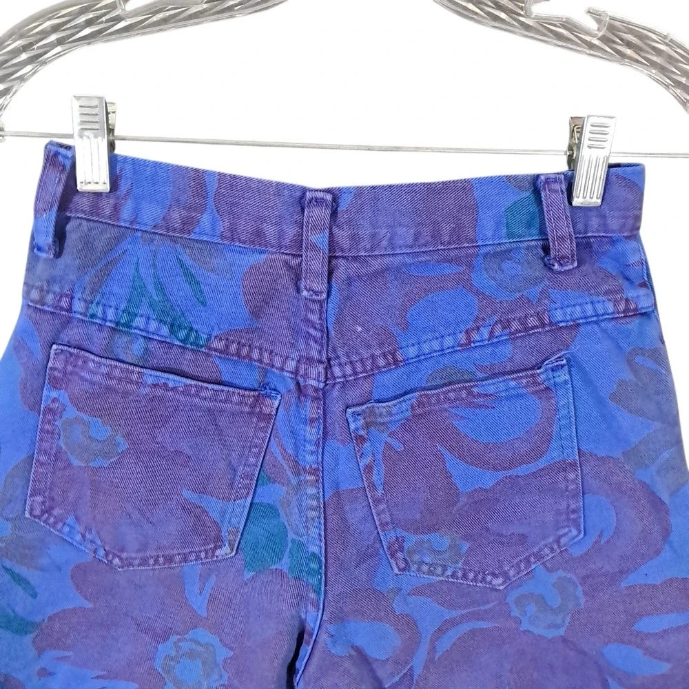 Vintage Michael Jeans Shorts Women 26 Denim High Rise Classic 90s Y2K USA Floral